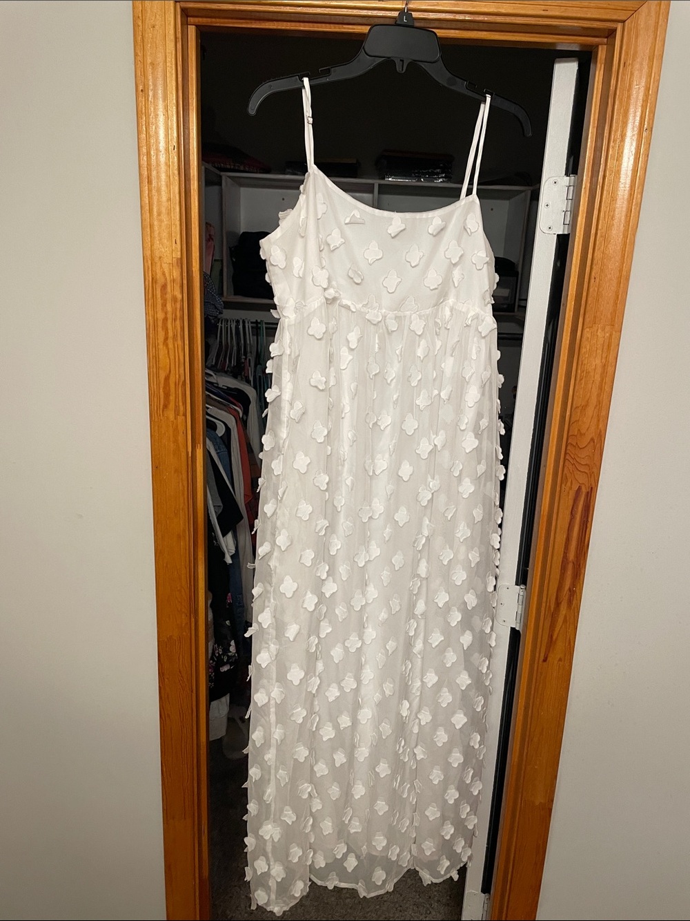 Lulu's White Spaghetti Strap Maxi Dress with Floral Appliqué